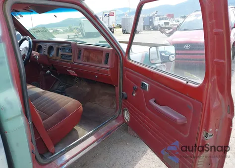 1985 Ford Ranger из США, поврежденный, VIN 1FTCR10S1FUA92179